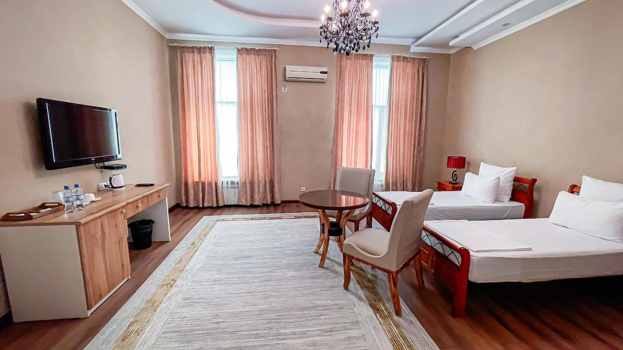Altair Hotel Šymkent Exteriér fotografie