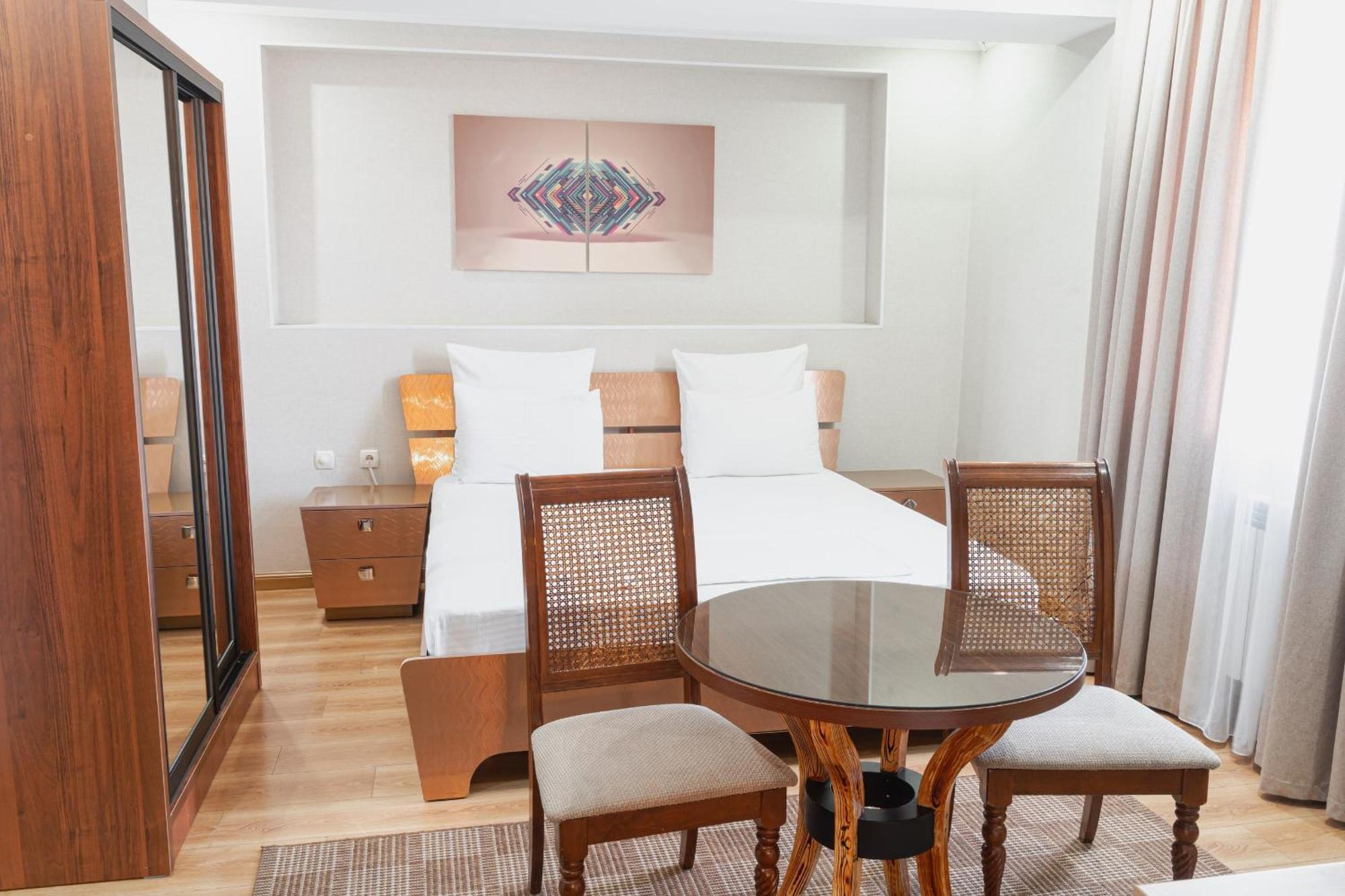 Altair Hotel Šymkent Exteriér fotografie