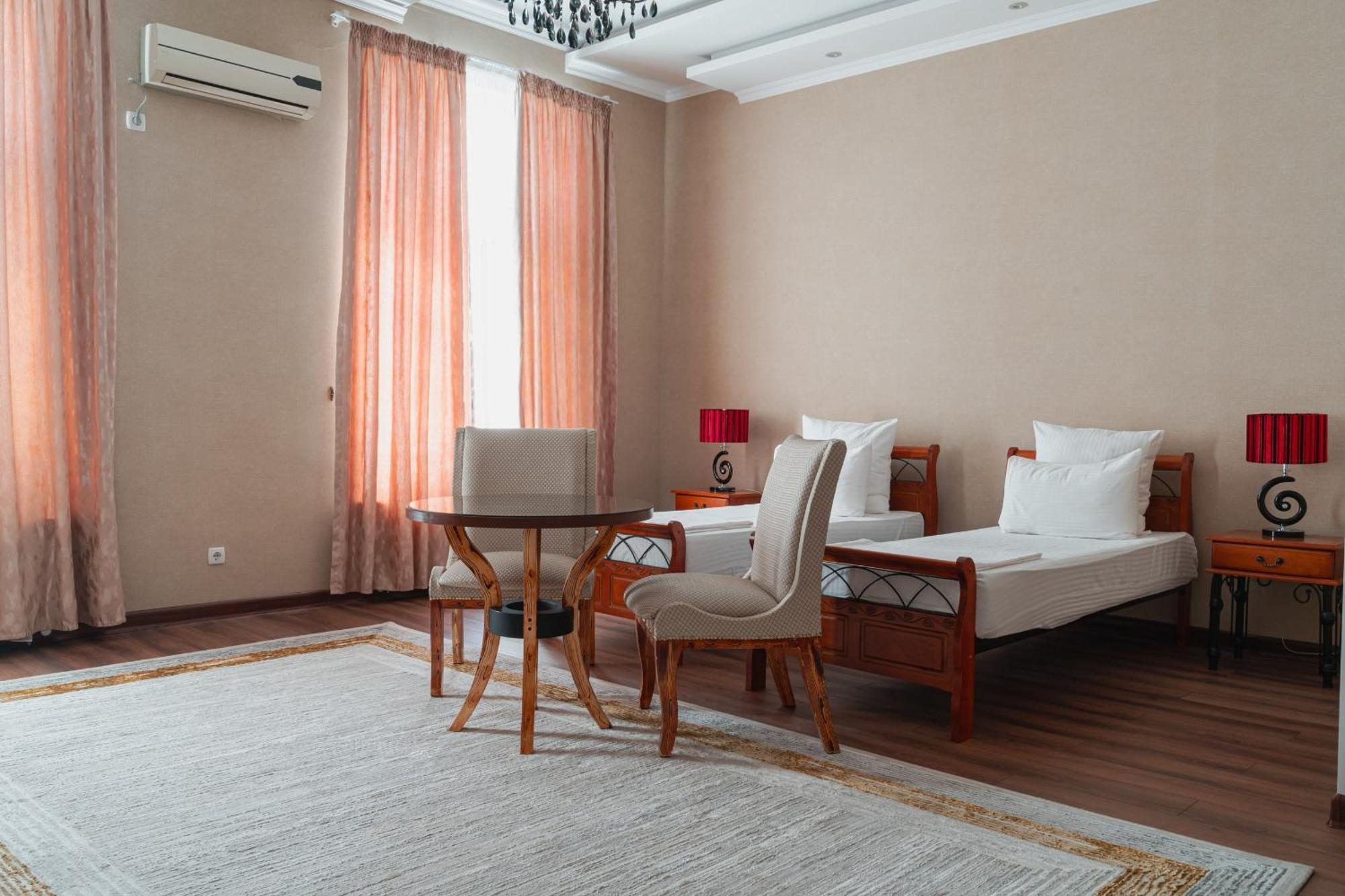 Altair Hotel Šymkent Exteriér fotografie