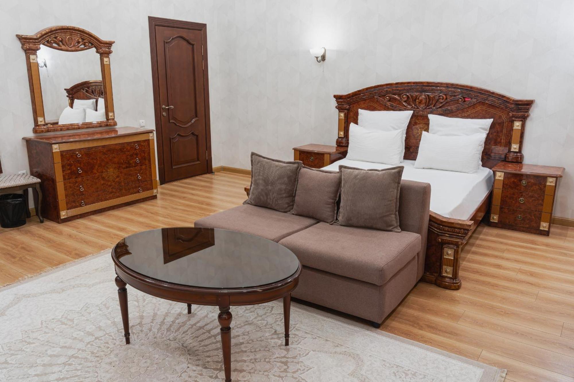Altair Hotel Šymkent Exteriér fotografie