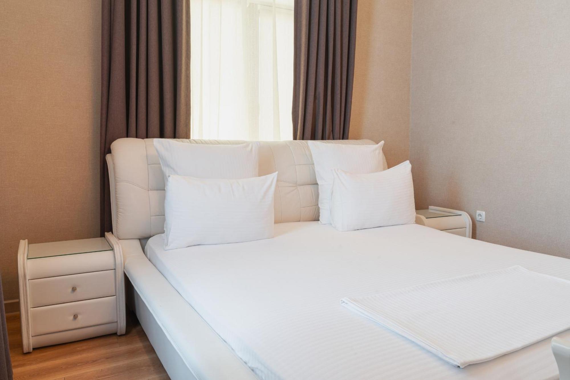 Altair Hotel Šymkent Exteriér fotografie